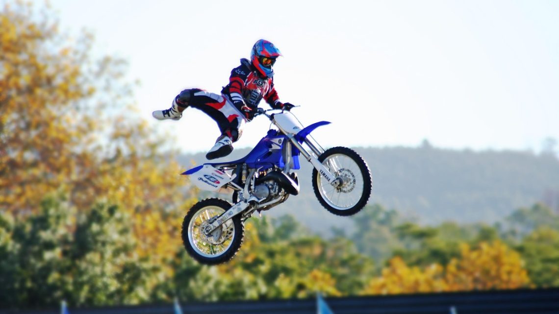 Dépannage auto à Versailles 78000 – Remorquage et Assistance